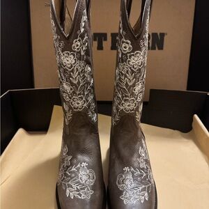 Shyanne Women's Brown Floral Heeled Boots